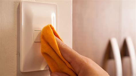 how to clean a power outlet